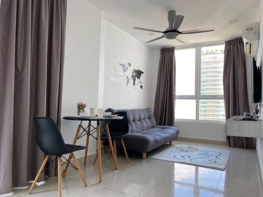 Mansion One Suites @Gurney Drive Seaview Studio Apartment By Sarah'S Lodge George Town Exteriér fotografie